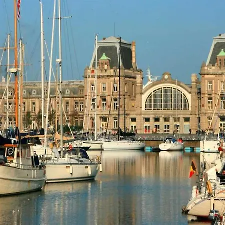 In Near The 아파트